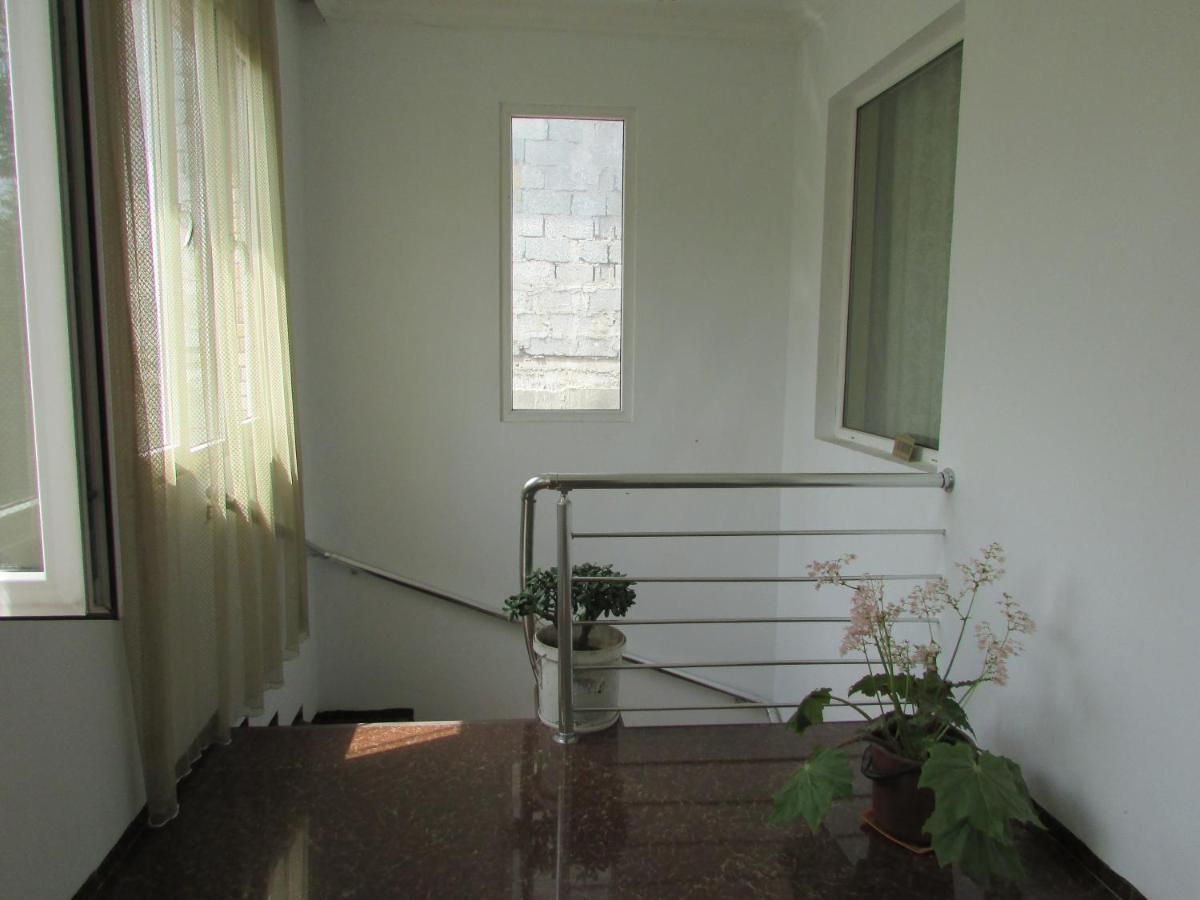Jesis Batumi Hostel Exterior photo